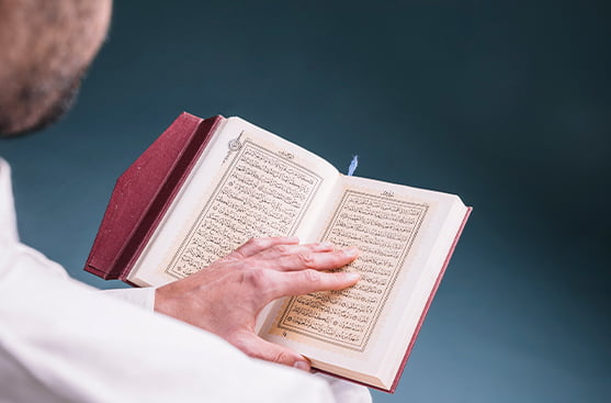 kuran okuyan müslüman